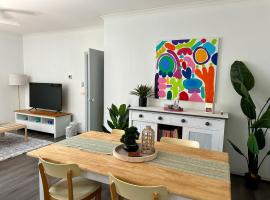 Stylish Townhouse in Kensington，位于墨尔本的酒店