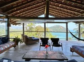 Casa - 3 suítes vista para Barra do Sahy