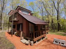 木漏れ日和静寂の森の別荘