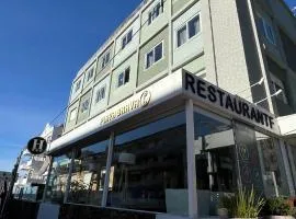 布拉瓦海滩酒店