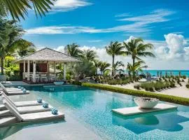Beautiful contemporary style villa on the beach