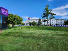 Sleep Inn & Suites Bay View Acme - Traverse City，位于特拉弗斯城的酒店