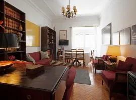 Traditional apartment with garden