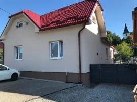 Štýlový Apartmán Andrea blízko Snowlandu Valča