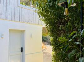 Parque Laguna de Zapallar，位于迈滕西约的酒店