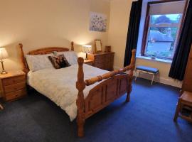 Pitlochry North Wing Apartment - very central，位于皮特洛赫里的酒店