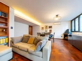 Espacioso depto zona centrica