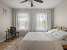 5 BedRooms Family retreat with GameRoom Near DC & Qunatico