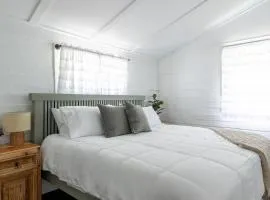 Tranquility Pond Cabin - Nature Retreat on 5 Acres