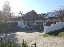 Moderne Wohnung im Grünen