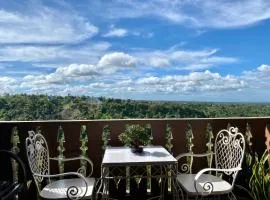 Crosswinds 1BR Suite, 50"QLED TV, BIG Balcony View
