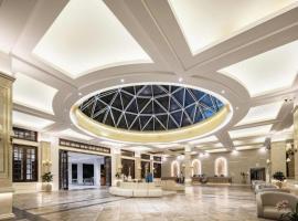 Sanya Summer Beach Sea View Hotel，位于三亚三亚凤凰国际机场 - SYX附近的酒店