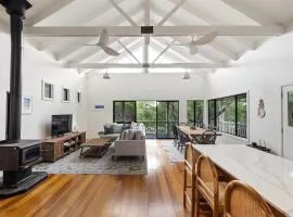 Saltwood House NEW Listing