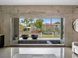 Urban Hideaway Pet Friendly