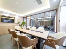 大同古城永泰路万信至格酒店，位于大同的酒店