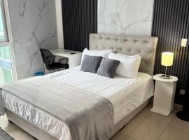 New Luxury Apartment 12th Floor，位于圣何塞的豪华酒店