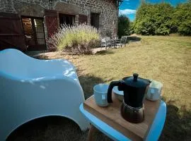 Peaceful detached stone cottage