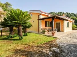 4 Bedroom Cozy Home In Ragusa