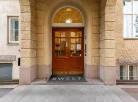 The Apartments Company - The Sweet