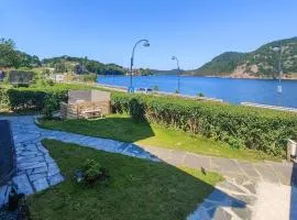 Awesome Apartment In Farsund