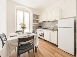 20 minuti a piedi dalla stazione CENTRALE