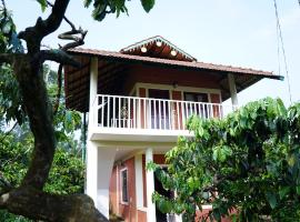 Lake View Cottage，位于Ponnampet的度假园
