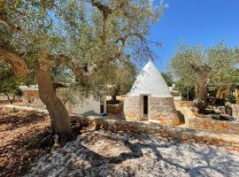 Dimora&Pool Gerardo，位于莫诺波利的山林小屋