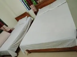 আরফা আবাসিক হোটেল