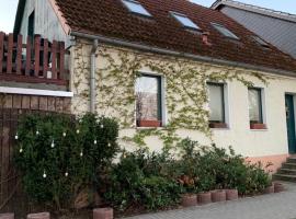 Finca Sommerfeld 2-Zimmerhaus mit Terrasse und Garten，位于Kremmen的酒店