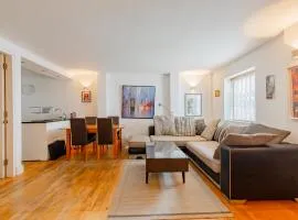 Spacious and Well-Connected 1BD near Oval Station