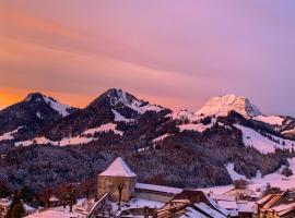 格吕耶尔尚塔尔太阳公寓 ，位于格吕耶尔的滑雪度假村