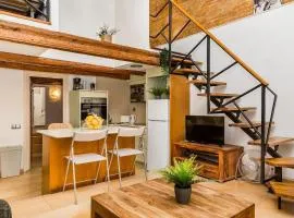 Fridays Flats Dreamy Duplex - Stylish Beach Loft