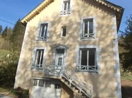 Maison des années 30 - Vic-Sur-Cère - 4 personnes
