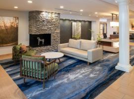 圣克鲁斯费尔菲尔德万豪套房酒店，位于圣克鲁兹的酒店