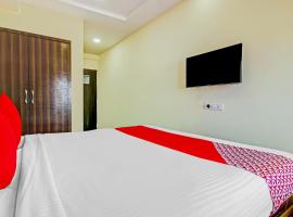 Hotel O Adhin Residency，位于海得拉巴的酒店