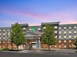 Holiday Inn Express & Suites Chicago West-O'Hare Arpt Area by IHG