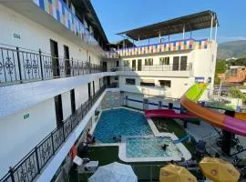 HOTEL DEL REY