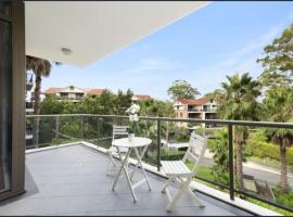 Wahroonga flat 2 bedroom 2 bath，位于Warrawee的酒店