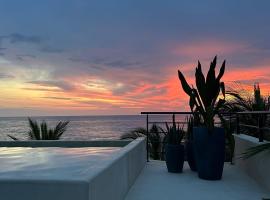 ÚNICO LA PUNTA HOTEL BOUTIQUE Beach club，位于Brisas de Zicatela的酒店