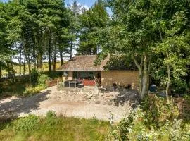 Cozy Holiday Home Near Lild Strand