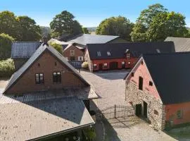 Lovely House With Pool Near Charming Aarhus