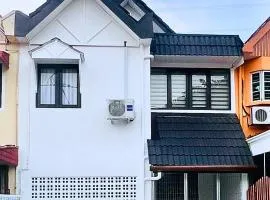 Homestay Rumah Kolek, Shah Alam