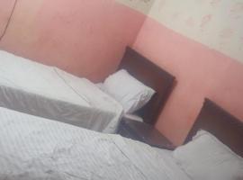 Marasina hotel j，位于亚喀巴的酒店