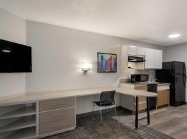 MainStay Suites Denver Tech Center，位于森特尼尔的酒店