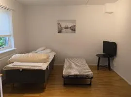 Cozy home, free Parking