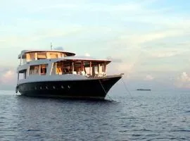 MV Aisha Shafari Boat