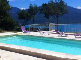 Ferme Para Lou，位于韦尔东的圣克鲁瓦的豪华帐篷营地