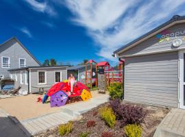 Domki Acapulco nad morzem Rewal，位于里沃的酒店