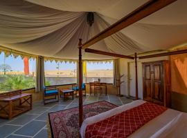 Hilton Desert camp，位于山姆的酒店