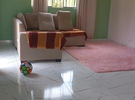 Casa no sítio estilo chácara，位于巴卡雷纳的酒店